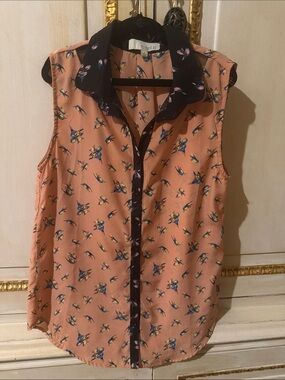 Isabel Lu Sleeveless Peach Bird-Print Blouse with Black Trim